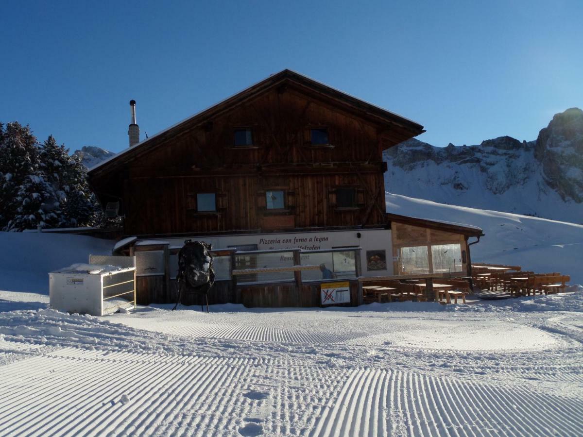 Rifugio Fermeda Hutte Guest House Santa Cristina Val Gardena Exterior foto